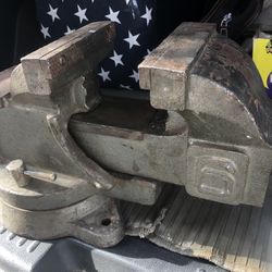 Heavy Duty Vise