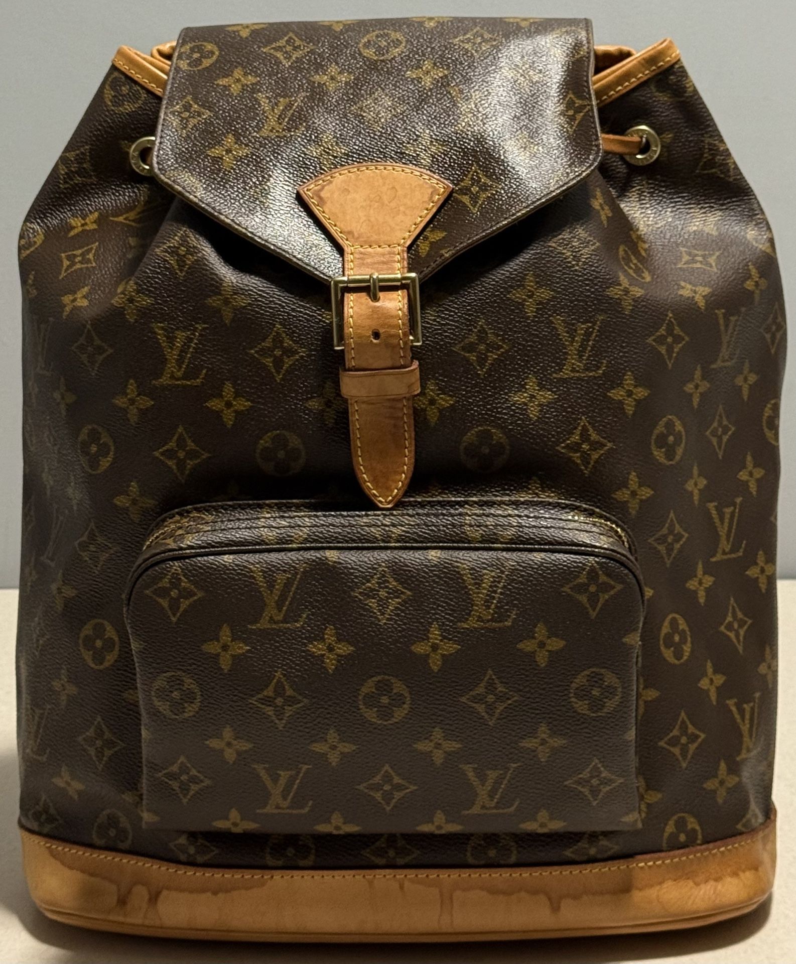 LOUIS VUITTON Monogram Montsouris GM Backpack