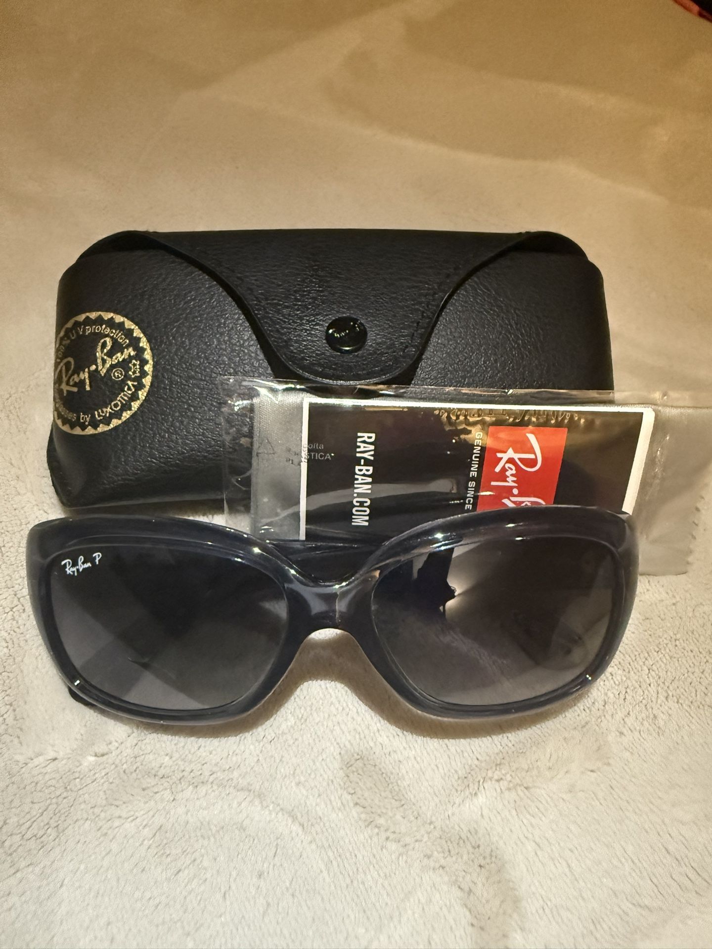Ray Ban
