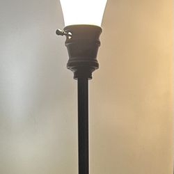 Floor lamp