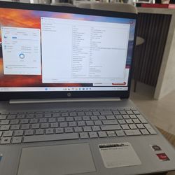 Hp laptop 15R7TFPD