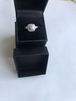 Diamond Ring (1/2 ct. t.w.) in 14k White Gold Thumbnail