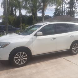2014 Nissan Pathfinder