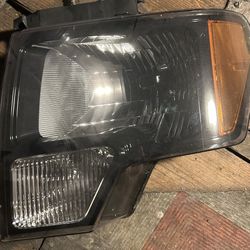 2009 -2012 Ford Raptor Left Headlight 