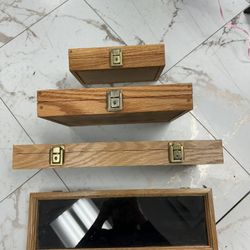 Display Cases 