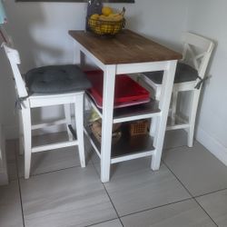 Bar Table With 2 Stools 