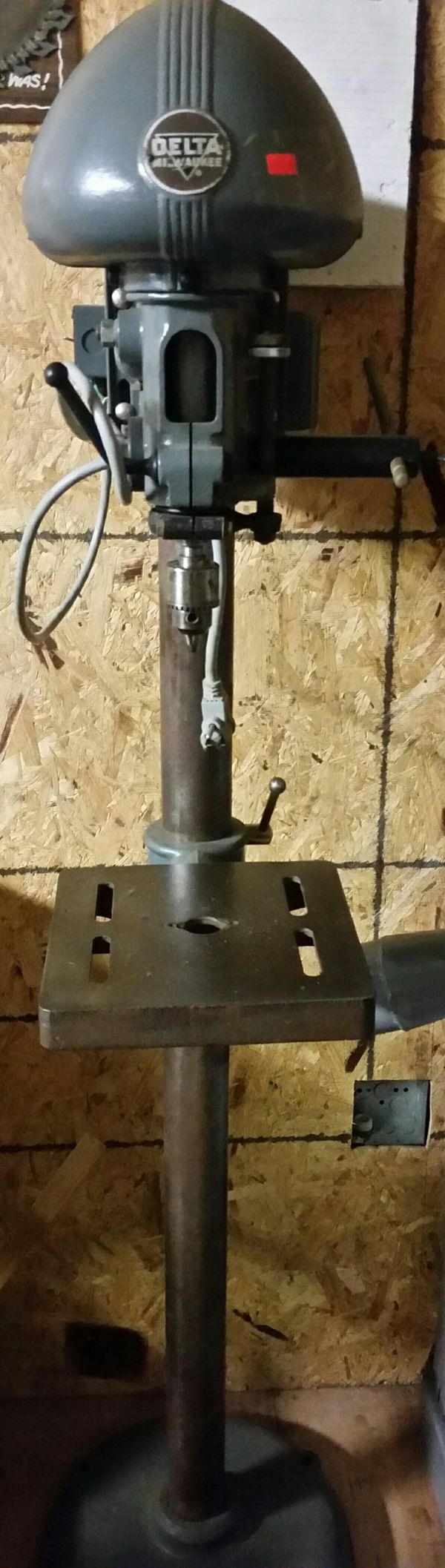 Vintage DELTA DP220 14" DRILL PRESS for Sale in Tampa, FL OfferUp