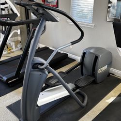 Precor EFX 5.21i Elliptical Cross trainer 