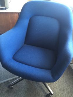 Knoll eames egg chair