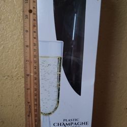 tall signature select plastic champagne flutes 4 count, 5 packs available
 
