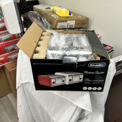 Toaster 4 Slice, Bagel Stainless Toaster with LCD Timer, Extra Wide Slots, Dual Screen, Removal Crumb Tray (Gray) 