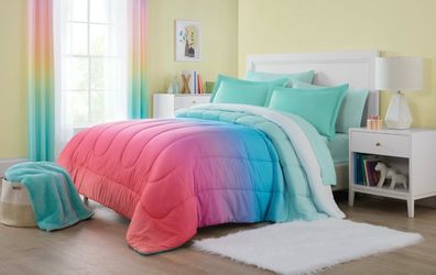 Your Zone 7 Piece Rainbow Ombre Polyester Bedding Set for Girls, Full