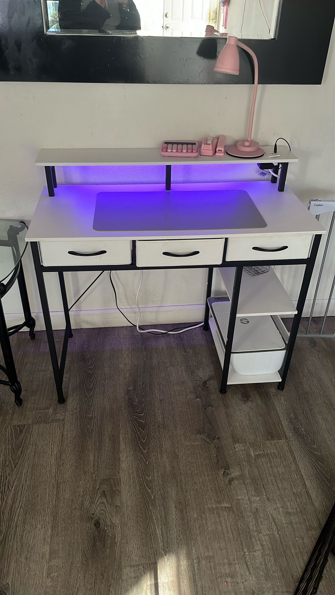desk with printer 