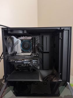 Gaming PC + LG Monitor