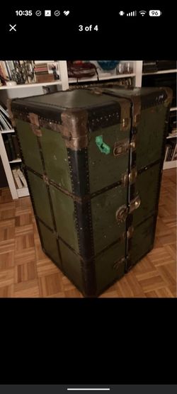 Vintage Steamer Trunk