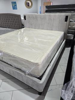 King Sizes bed with Mattress