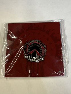 Exclusive 2023 Horror Paramount Scares Pin Red & Black BRAND NEW