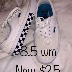 Vans Tennis Shoes 8.5 Womens