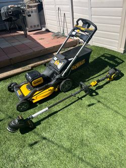 DeWalt 20V Cordless Lawn Mower & String Trimmer Set