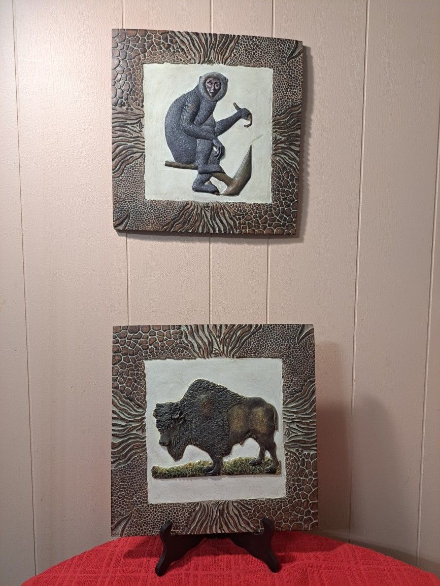 2 Kirkland's Monkey w Human Like Face / Buffalo Wall Plaques