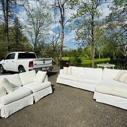 Slipcover Sectional Sofa with Chaise and Loveseat 