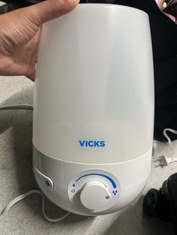 Vicks Cool Mist Humidifier