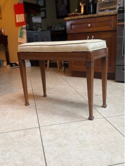 Vintage piano bench