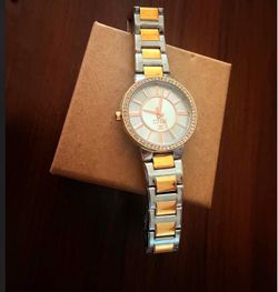 DICI Elegant Women’s Two-Tone Watch ✨