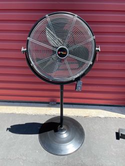 Utilitech 20-in 120 -Volt 3 -Speed High Velocity Indoor/Outdoor Black Pedestal Fan New