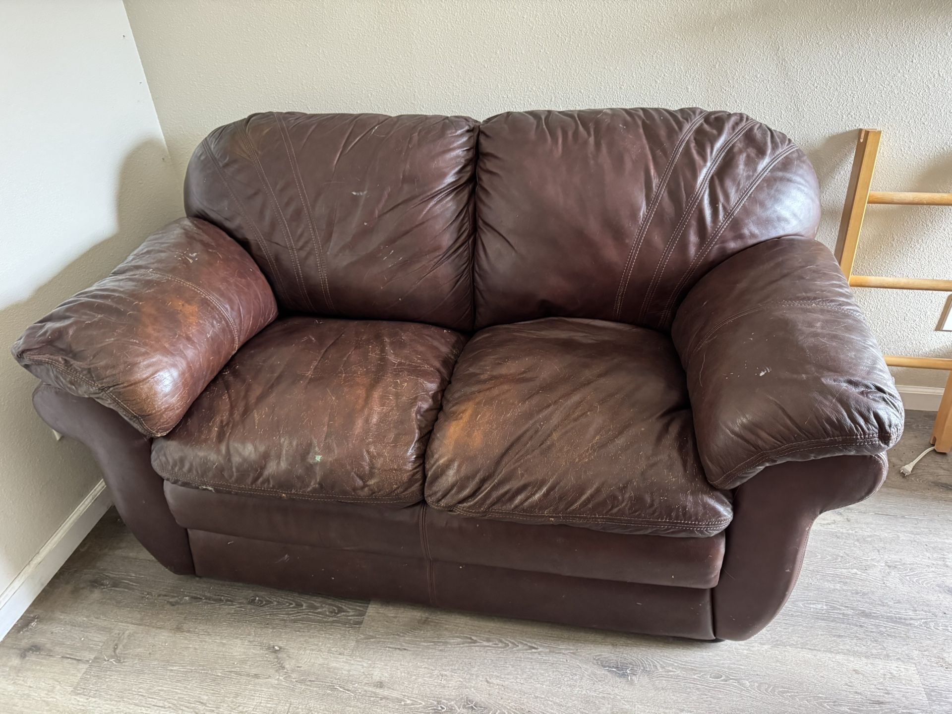Leather Love Seat Couch With Ottoman
