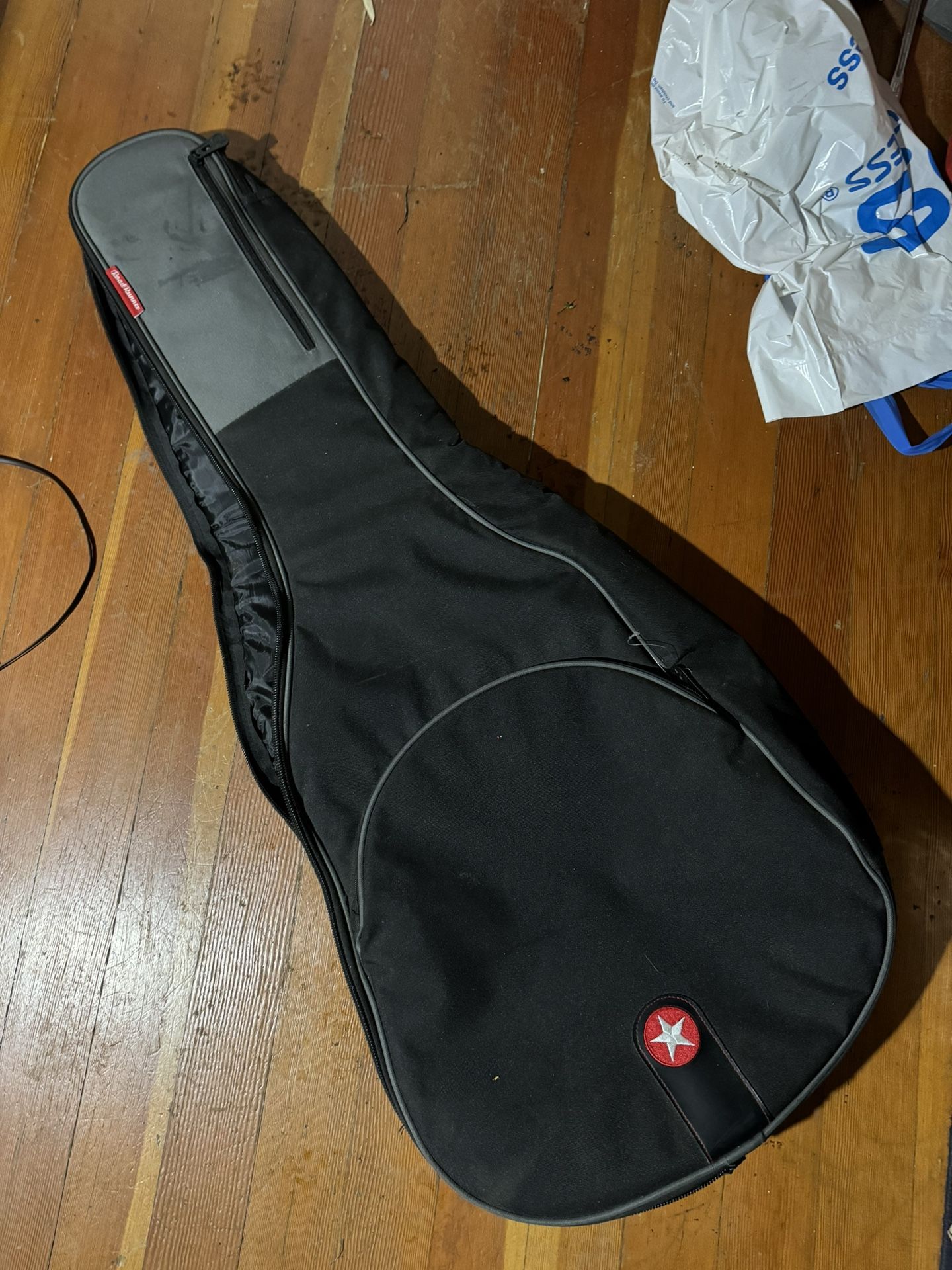 Guitar Case Road Runner Brand