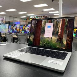 Apple MacBook Pro 14" M4 16GB 512GB Silver British KB SKU5979