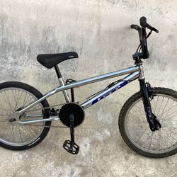 GT FREESTYLE 20 BMX BIKE