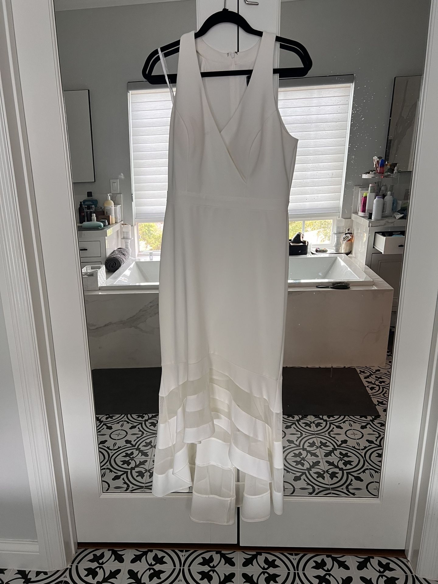 Elegant Xcape White High/Low Sleeveless Gown, 14