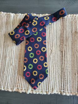 Men's Designer Neck Tie By Magic Johnson Colorful Circles Pattern 100% Silk Made
