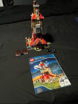 Lego Attack on the Burrow (75980)