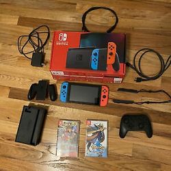 Nintendo  Switch 
