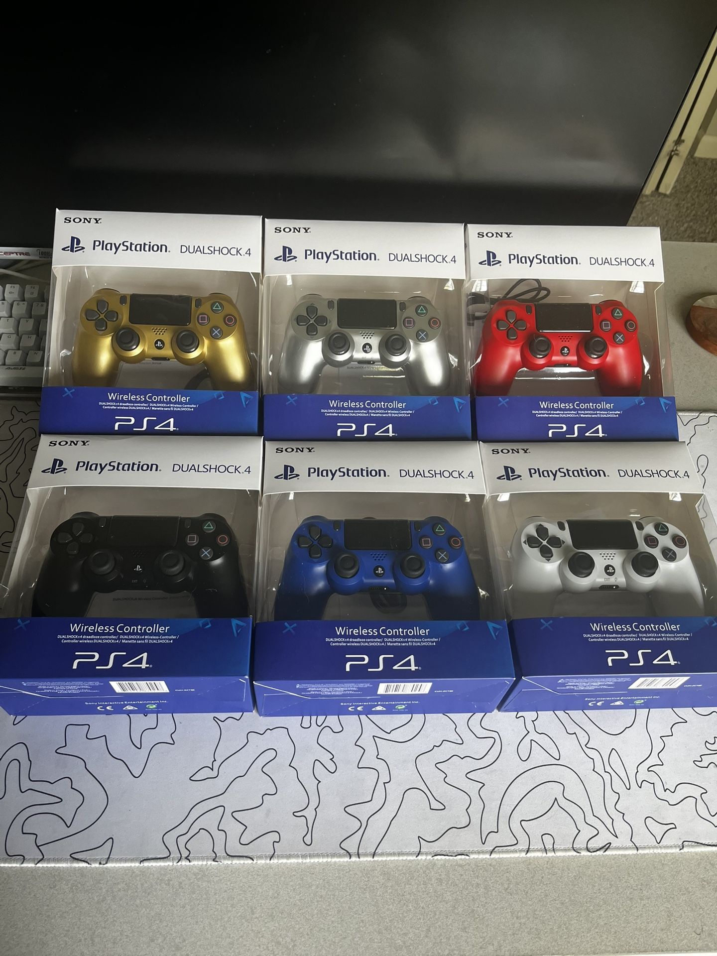PS4 Controller