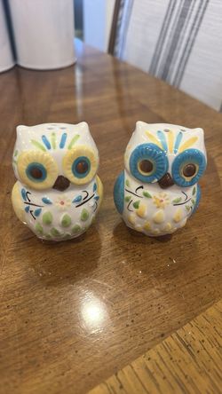 Ceramic Salt & Pepper Shakers