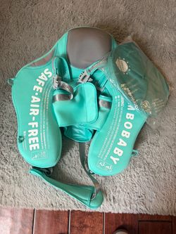 Mambo baby float with canopy