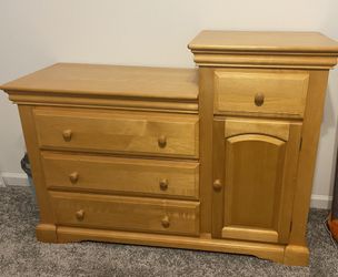 Solid Wood Dressers