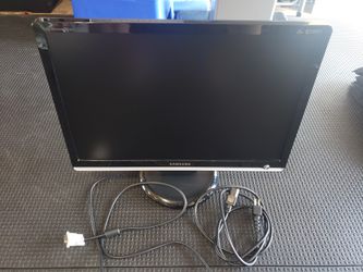 Samsung 226BW 22" Widescreen LCD
PC Monitor