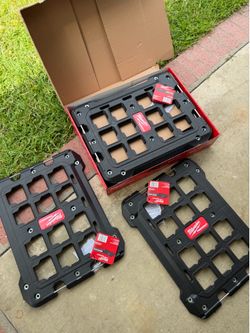 Milwaukee Pack Out Wall and Floor Mounting Plates
