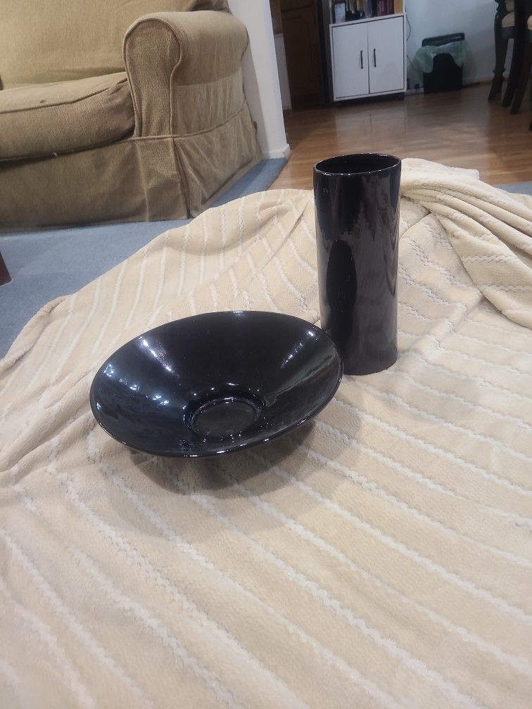 Black Ceramic Vase And Bowl