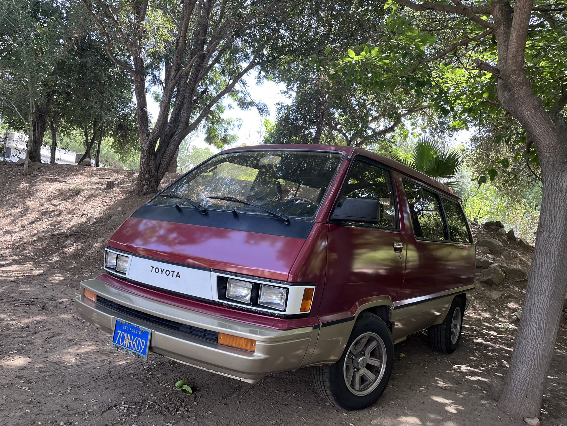 1985 Toyota Van