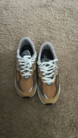 New balance 990v6 practically new