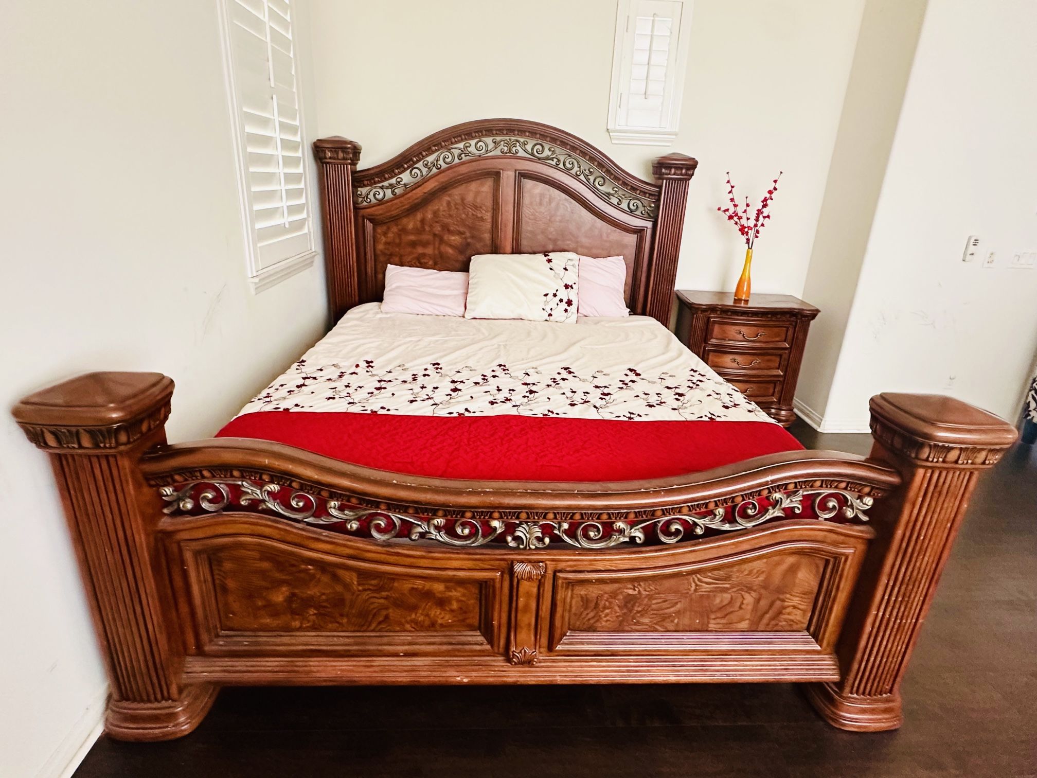 Cal-king Bedroom Set - Solid Wood 