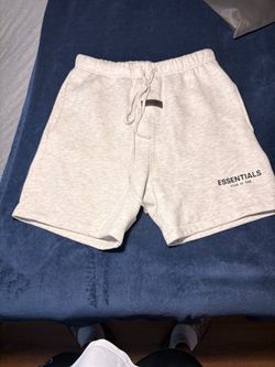 Fear Of God Mens Essential shorts - Light Oatmeal