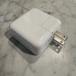 Apple 30W USB-C Power Adapter