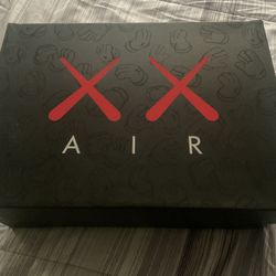 Retro 4 Kaws 